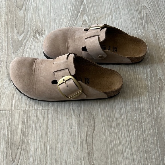 Birkenstock Big Buckle Boston Clogs - Picture 1 of 5